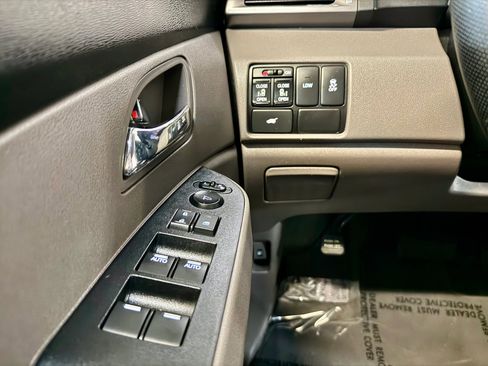 Used 2014 Honda Odyssey EX-L image 16