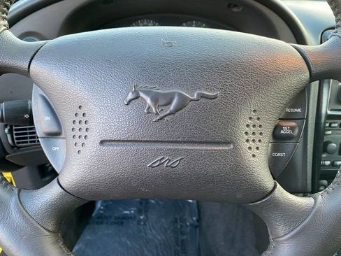 Used 2002 Ford Mustang GT image 10