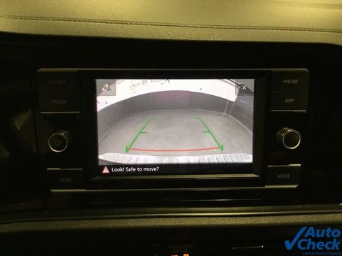 Used 2023 Volkswagen Jetta SE FWD image 48