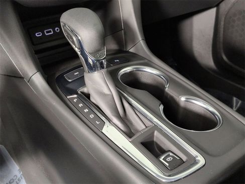 Certified 2024 Chevrolet Equinox LT w/ LPO, Floor Liner Package image 15