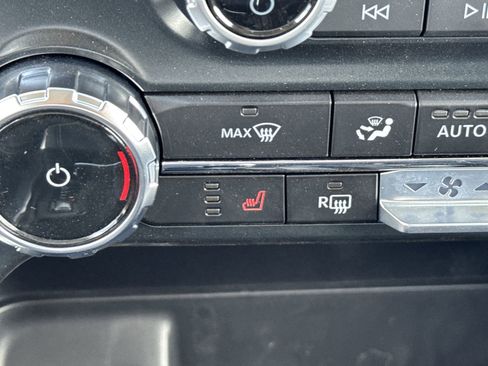 Used 2025 Ford F150 Lightning XLT image 54