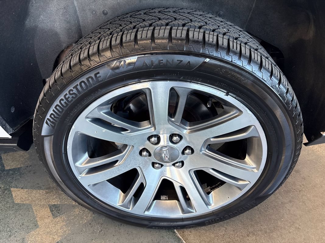 Used 2016 Cadillac Escalade Premium AWD/4WD image 15