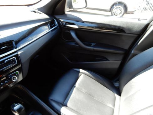 Used 2019 BMW X1 xDrive28i w/ Convenience Package image 17