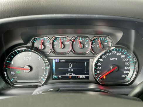 Used 2018 Chevrolet Silverado 1500 LT w/ LT Eassist Package image 11