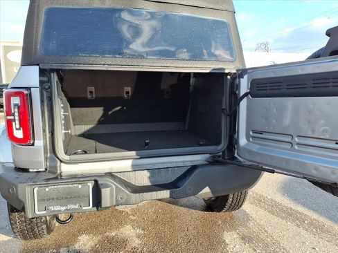 Used 2024 Ford Bronco Outer Banks image 10