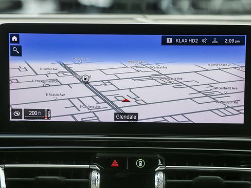 Used 2026 BMW M850i xDrive Convertible w/ M Sport Professional Package image 11