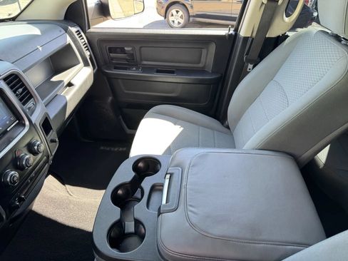 Used 2015 RAM 1500 Express AWD/4WD image 32