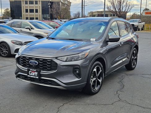 Used 2023 Ford Escape ST-Line Select w/ Tech Pack #2 image 11