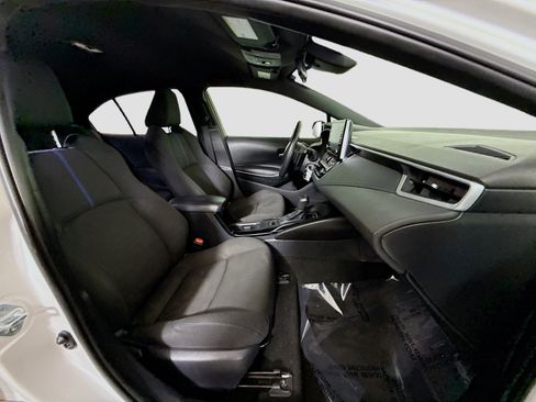 Used 2020 Toyota Corolla SE image 28