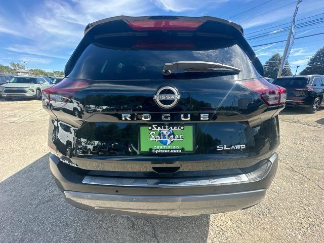 Used 2023 Nissan Rogue SL AWD/4WD image 36