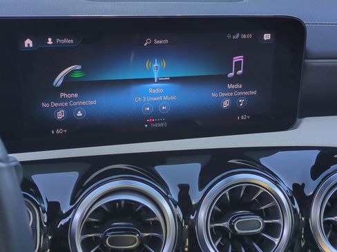 Used 2023 Mercedes-Benz CLA 250 image 24