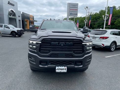 New 2026 RAM 2500 Laramie AWD/4WD image 3