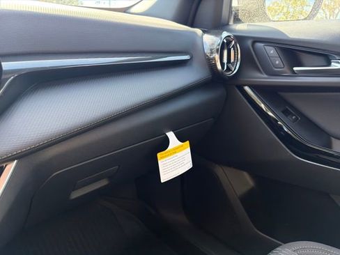 New 2026 Chevrolet Equinox LT image 31