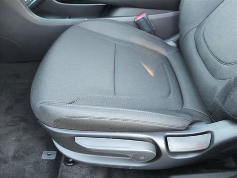 New 2026 Hyundai Tucson Blue SE image 4