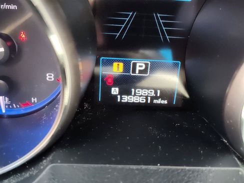 Used 2019 Subaru Outback 3.6R Limited AWD/4WD image 8