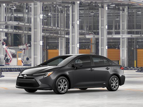 New 2026 Toyota Corolla LE AWD/4WD image 4