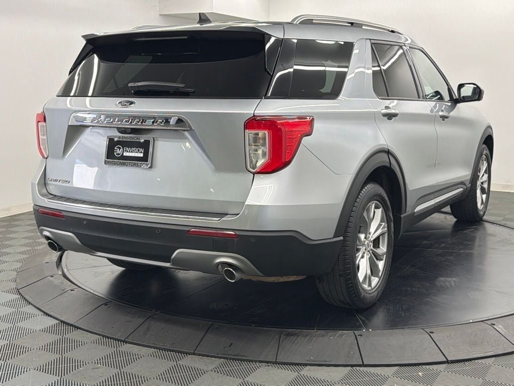 Used 2023 Ford Explorer Limited RWD image 10