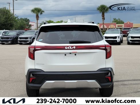 New 2026 Kia Seltos S FWD image 5