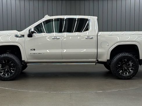 Used 2026 GMC Sierra 1500 Denali Ultimate AWD/4WD image 2