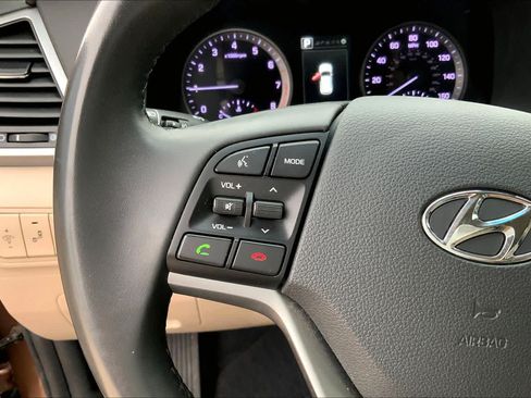 Used 2016 Hyundai Tucson Limited w/ Option Group 03 FWD image 23
