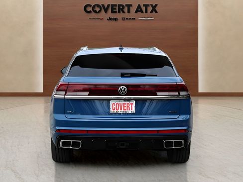 Used 2025 Volkswagen Atlas Cross Sport SEL Premium R-Line AWD/4WD image 4