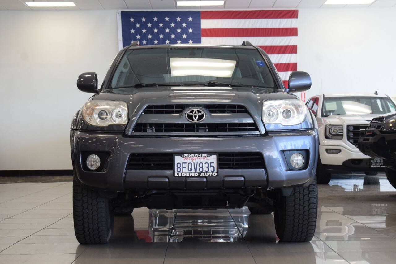 Used 2007 Toyota 4Runner Limited AWD/4WD image 2