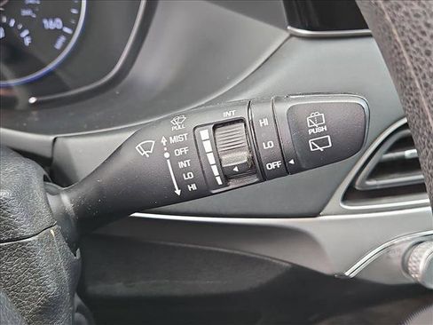 Used 2022 Hyundai Palisade SE image 15