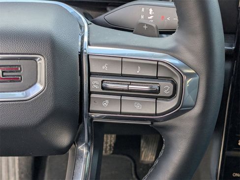 Used 2025 GMC Terrain Elevation image 19