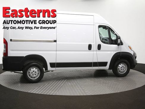 Used 2023 RAM ProMaster 2500 w/ Convenience Group FWD image 37