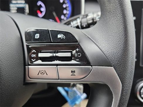 Used 2024 Hyundai Tucson SE image 24