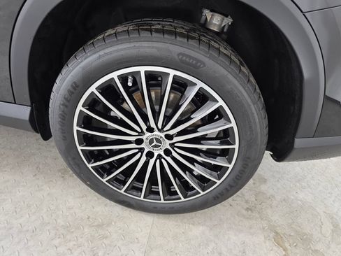 New 2026 Mercedes-Benz GLC 300 image 12