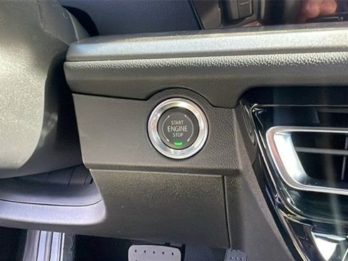 New 2026 Chevrolet Traverse LT w/ Midnight/Sport Edition image 18