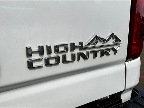 Used 2021 Chevrolet Silverado 3500 High Country w/ Z71 Off-Road Package AWD/4WD image 26