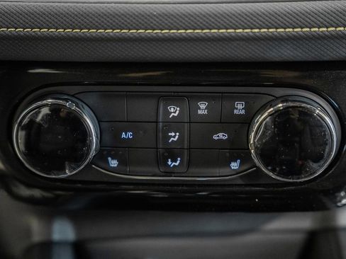 Used 2025 Chevrolet TrailBlazer ACTIV FWD image 26