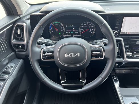 Used 2023 Kia Sorento EX AWD/4WD image 29