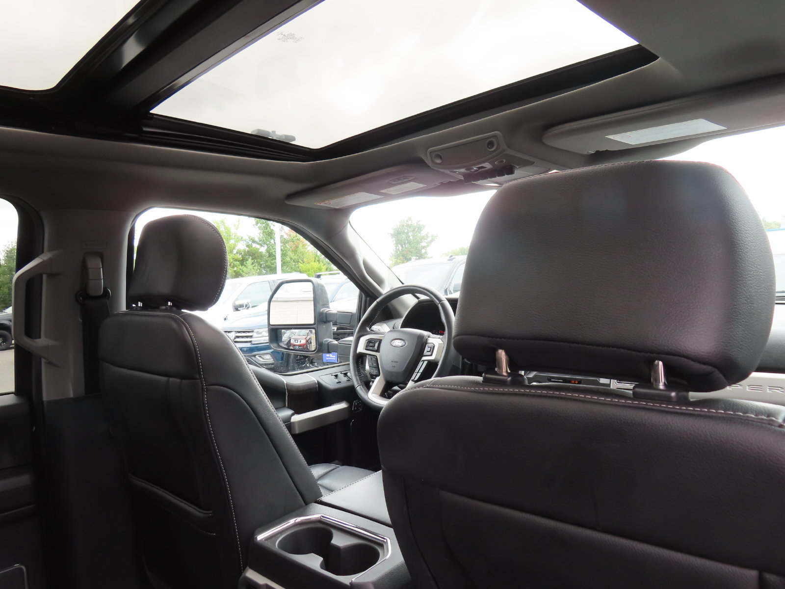 Used 2020 Ford F250 Lariat w/ Lariat Ultimate Package AWD/4WD image 34