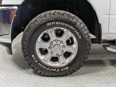 Used 2024 RAM 2500 Big Horn w/ Off Road Package AWD/4WD image 33