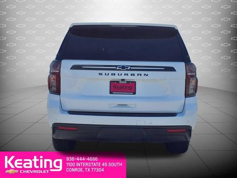 Used 2023 Chevrolet Suburban Z71 w/ Luxury Package AWD/4WD image 7