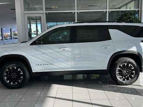 New 2026 Chevrolet Traverse Z71 image 4