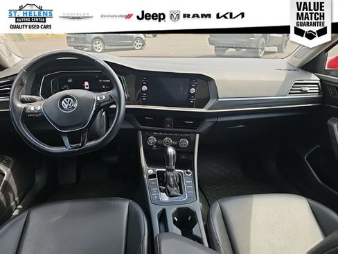 Used 2019 Volkswagen Jetta SEL FWD image 30