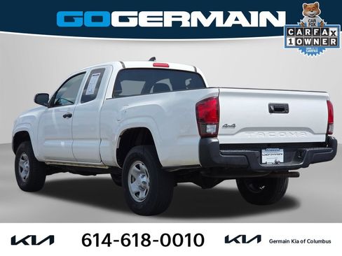 Used 2021 Toyota Tacoma SR AWD/4WD image 11