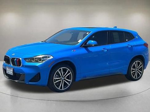 Used 2023 BMW X2 sDrive28i w/ M Sport Package FWD image 2