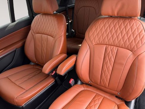 New 2026 BMW ALPINA XB7 image 13