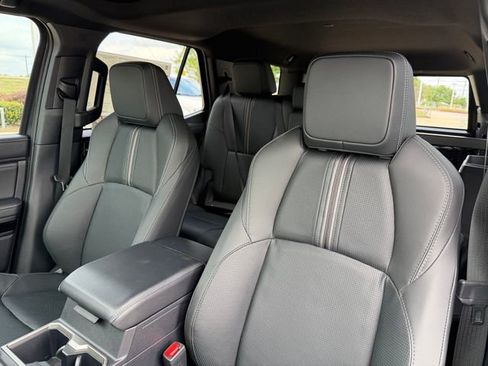 New 2026 Toyota 4Runner Limited AWD/4WD image 11
