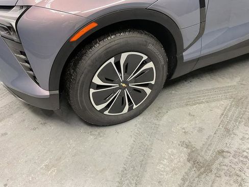 New 2025 Chevrolet Blazer EV LT image 3