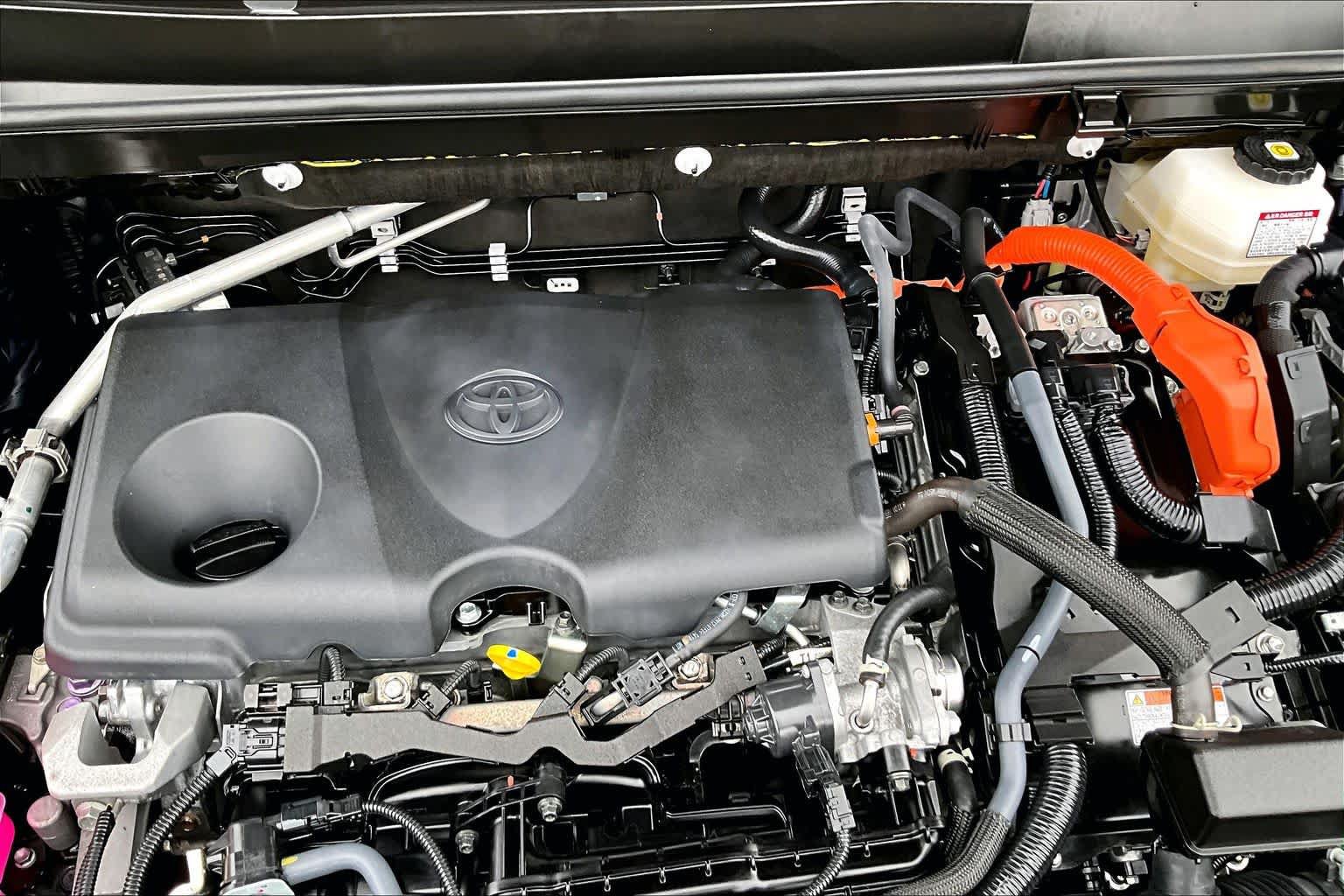Used 2025 Toyota RAV4 XLE Premium w/ Weather Package AWD/4WD image 31
