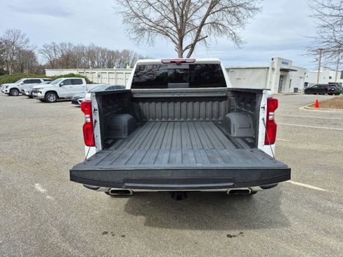 Used 2023 Chevrolet Silverado 1500 LTZ w/ Technology Package image 8