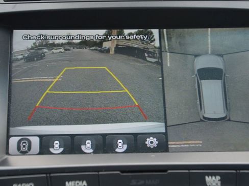 Used 2017 Hyundai Santa Fe Limited image 42