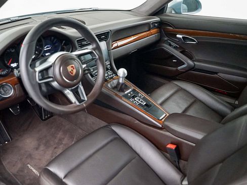 Used 2018 Porsche 911 Carrera 4 image 19