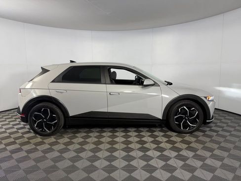 Used 2023 Hyundai Ioniq 5 SEL image 6